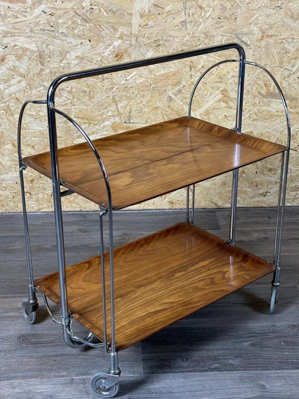 Chariot de service table d'appoint dinette space age brown design 60s 70s