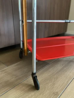 Chariot de service table roulante Platex Textable rouge 70’ Spage age