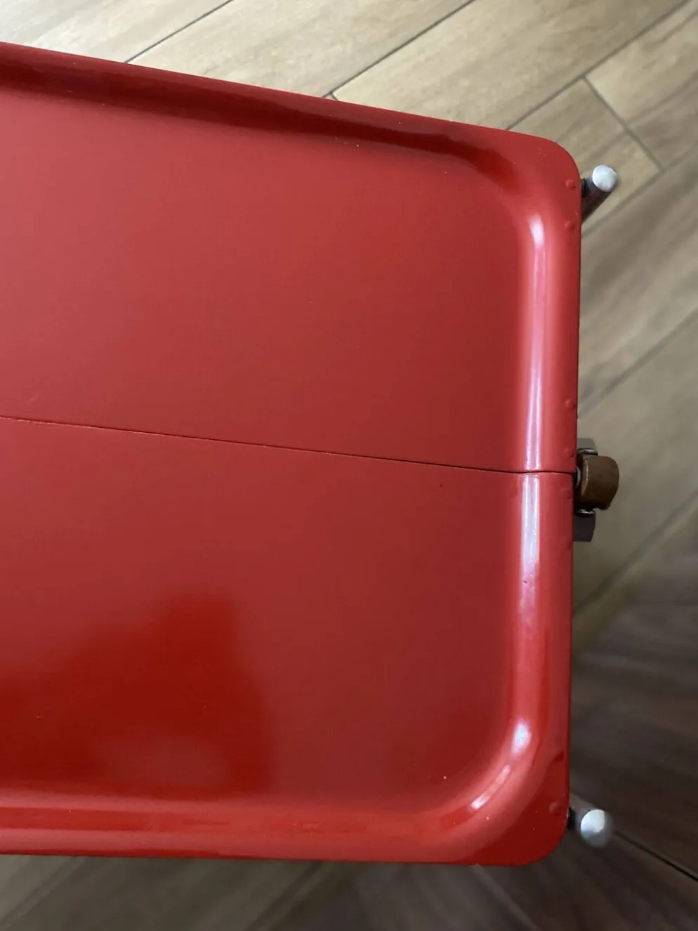 Chariot de service table roulante Platex Textable rouge 70’ Spage age
