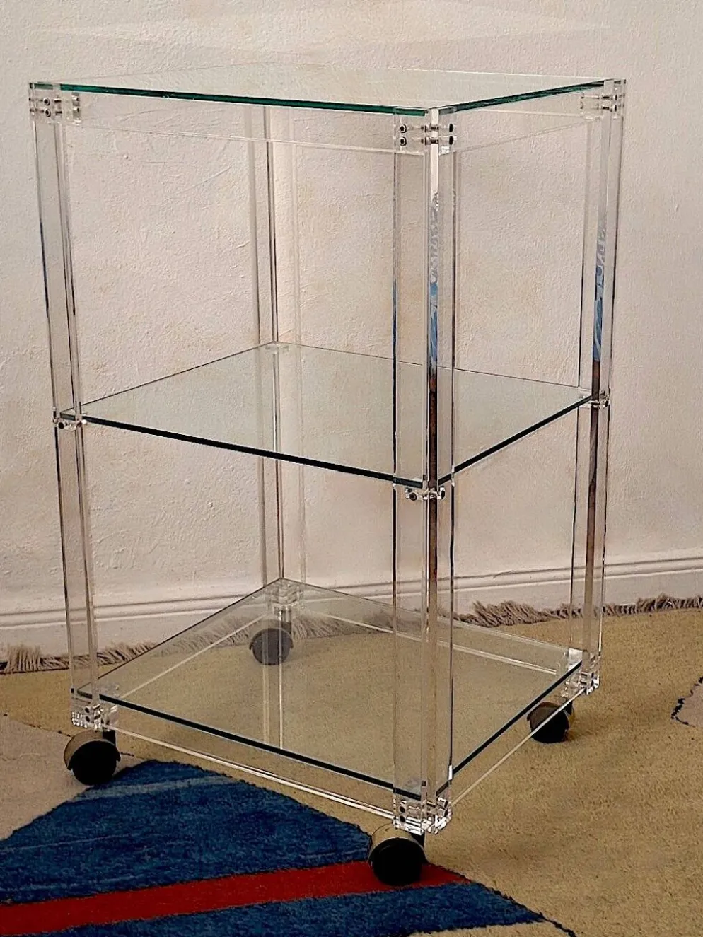 Chariot de service vintage en plexiglas et verre italien, 1980