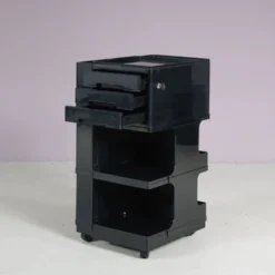 Chariot en plastique noir des années 1970, conçu par Giovanni Pelis pour Stile Neolt, Italie.