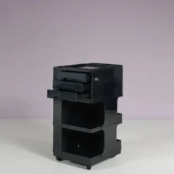 Chariot en plastique noir des années 1970, conçu par Giovanni Pelis pour Stile Neolt, Italie.