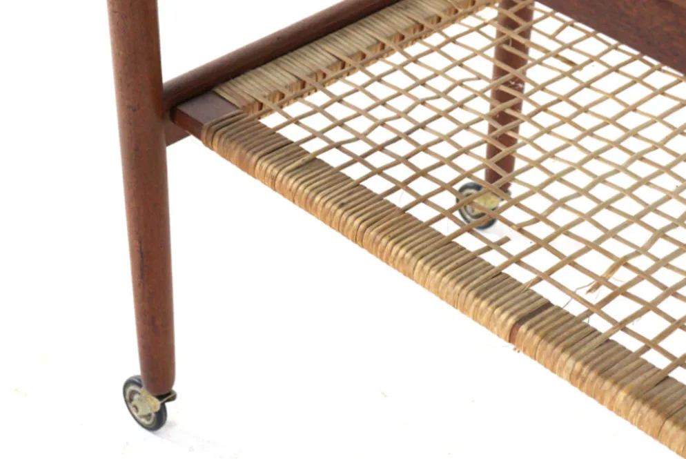 Chariot Poul Hundevad avec plateau amovible - design moderne du milieu du siècle - danois