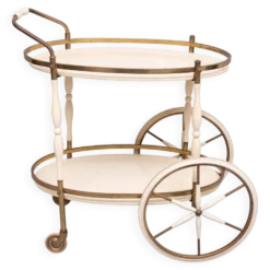 Chariots de service avec plateaux en verre en forme ovale, Italie, années 1950.