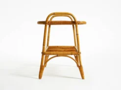 Charmante petite table d'appoint ou table basse italienne des années 60 en bambou avec un plateau en verre glacé.
