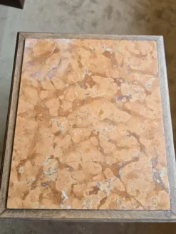 Chevet ancien style Louis XVI en chêne – plateau marbre