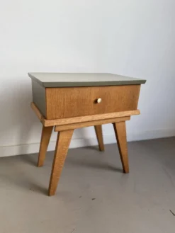 Chevet années 60