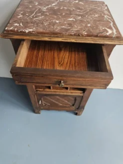 Chevet en bois avec rangement livres