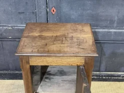 Chevet en châtaignier du début XXème