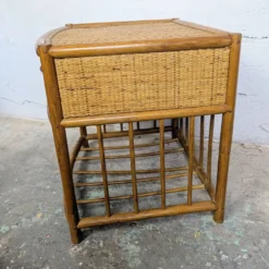 Chevet en rotin vintage