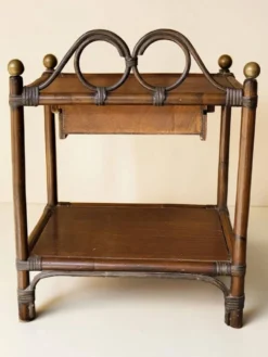 Chevet / table d'appoint en rotin Années 70