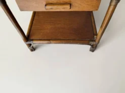 Chevet / table d'appoint en rotin Années 70