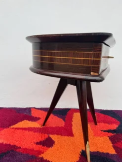 Chevet tripode demi lune années 50