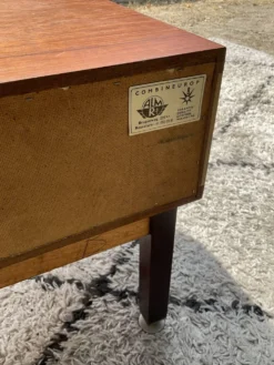 Chevet vintage des années 60-70 en teck