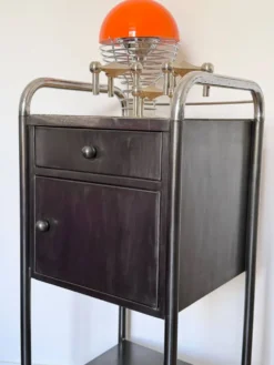 Chevet vintage en métal brossé