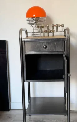 Chevet vintage en métal brossé