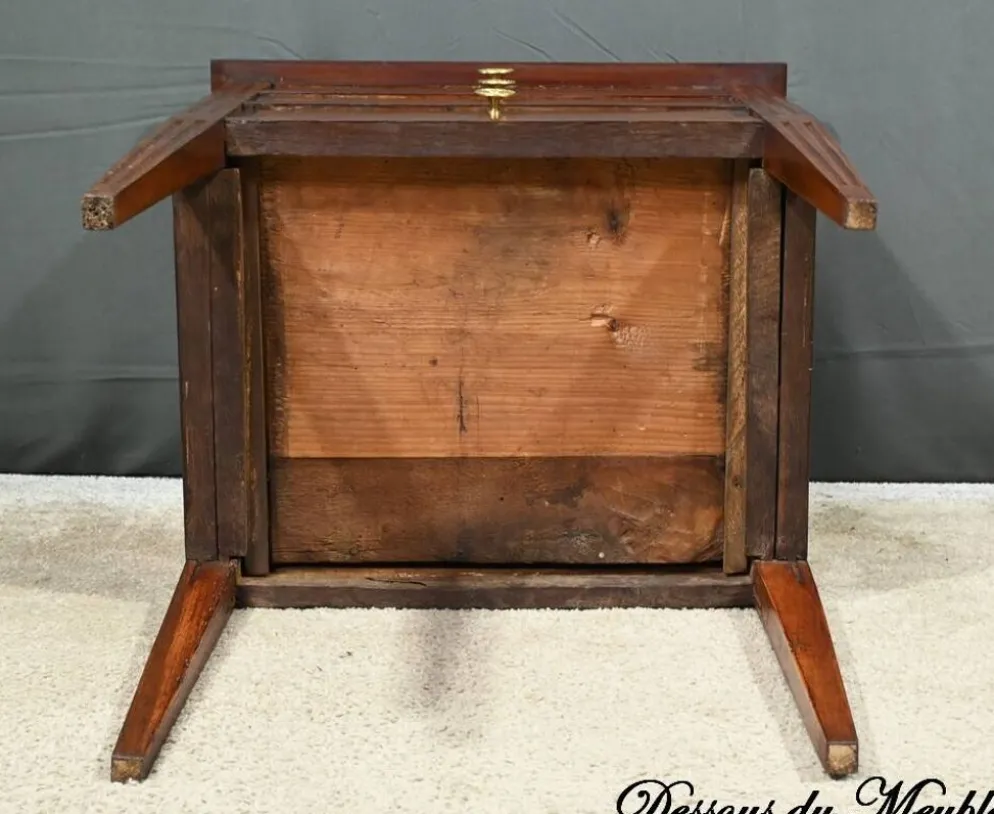 Chiffonnier en Acajou, époque Louis XVI – Fin XVIIIe