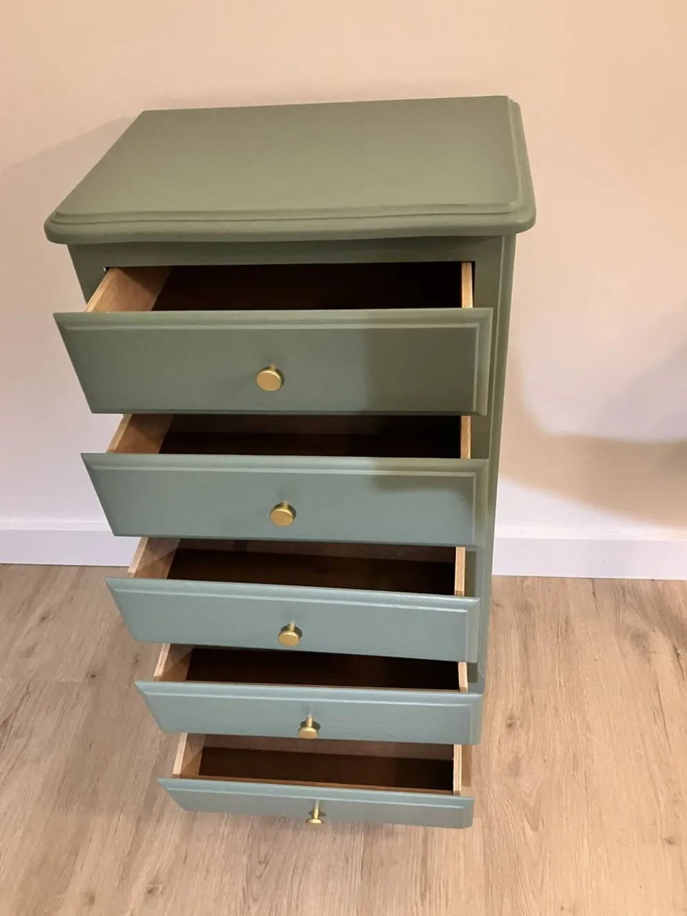Chiffonnier en bois poignées dorées
