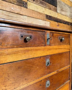 Chiffonnier en noyer