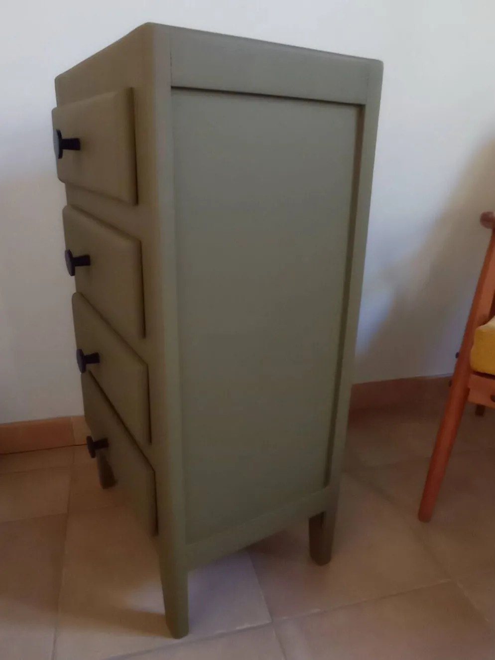 Chiffonnier vintage
