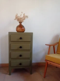 Chiffonnier vintage