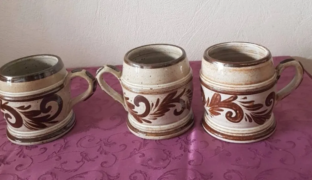 3 chopes a bière en grès , Henri Siegfried (Alsace)