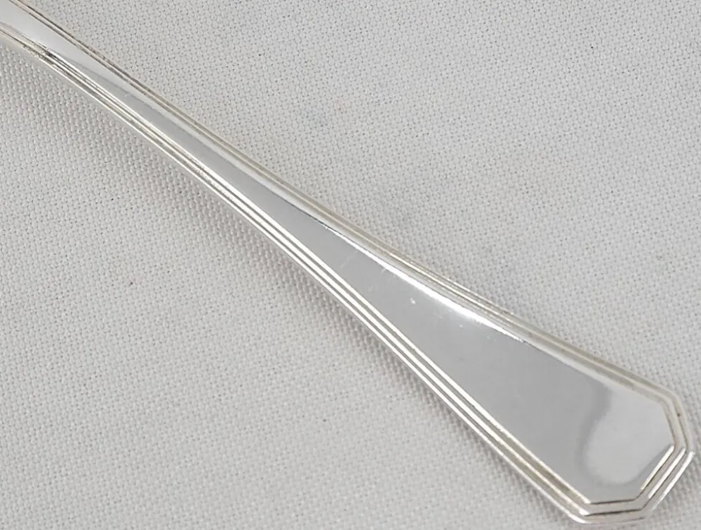 Christofle América, 8 couverts de table, 16 pièces métal argenté excellent état.