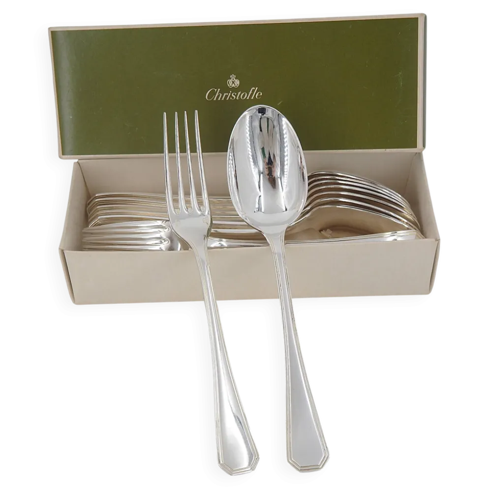 Christofle América, 8 couverts de table, 16 pièces métal argenté excellent état.