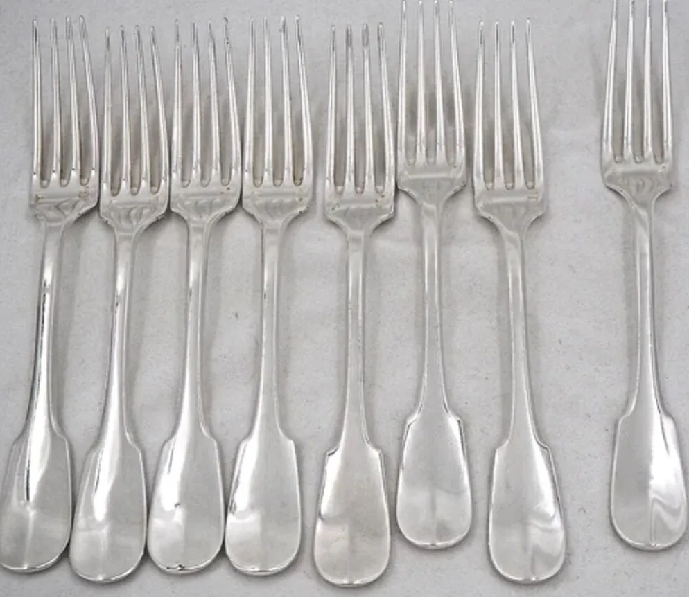 Christofle Cluny, 8 fourchettes de table, 20,5 cm, métal argenté, excellent état