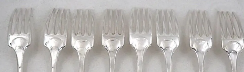 Christofle Cluny, 8 fourchettes de table, 20,5 cm, métal argenté, excellent état