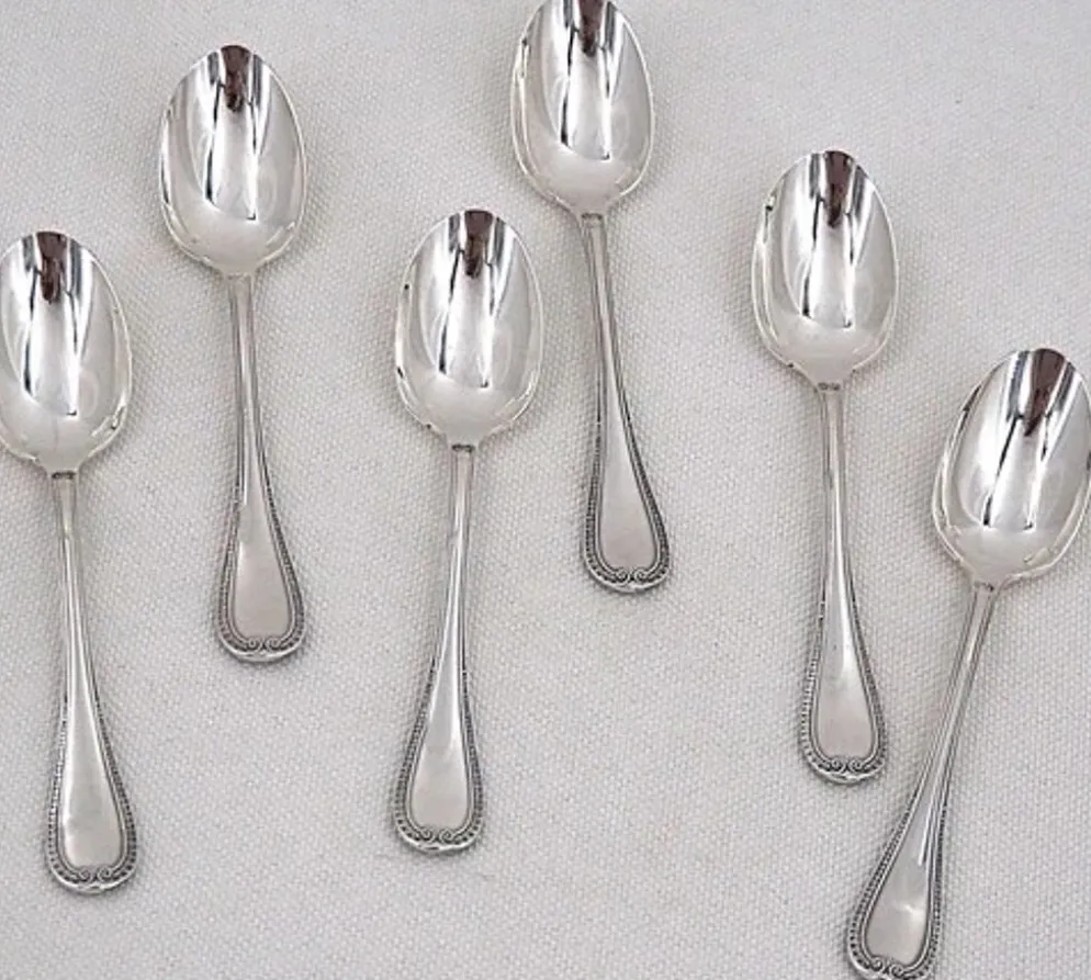 Christofle Malmaison, 6 cuillères à moka, café, 10 cm, état proche du neuf.