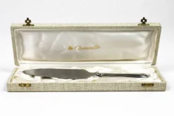 Christofle – Pelle à tarte en métal argenté, modèle Spatours avec écrin d’origine