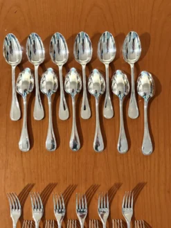 Christofle perles , couverts entremet 12 fourchettes 12 cuillères 17cm