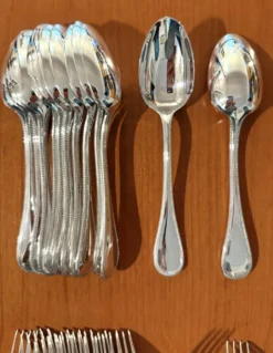 Christofle perles , couverts entremet 12 fourchettes 12 cuillères 17cm