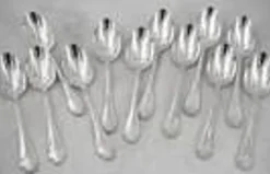 Christofle Pompadour, 12 cuillères à thé, café, 13,5 cm, en excellent état.