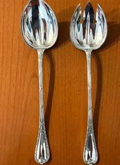 Christofle rubans clochettes ,couverts de service à salade très bel et