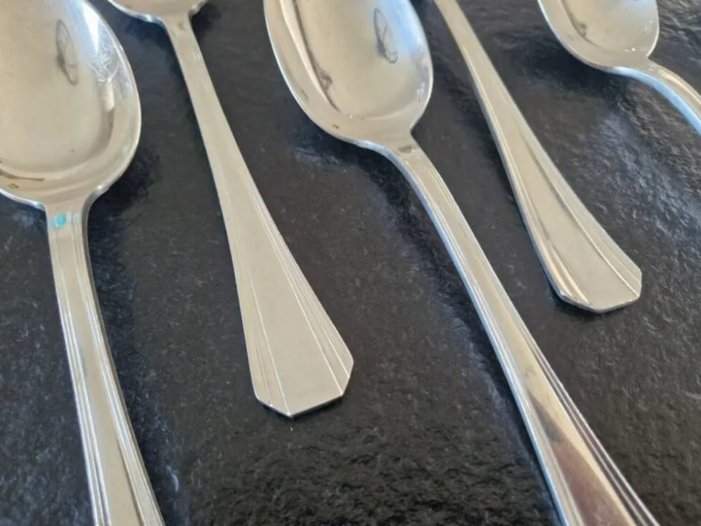 Christofle - Série de 12 cuillères de table modèle Boréal en métal argenté