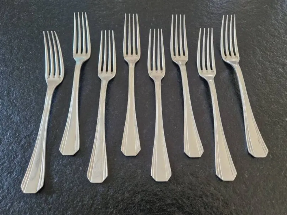 Christofle - Série de 8 fourchettes de table modèle Boréal en métal argenté