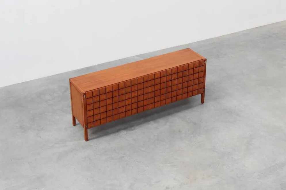Christophe Gevers pour De Coene Frères "Saphir" buffet en teck, Belgique, 196