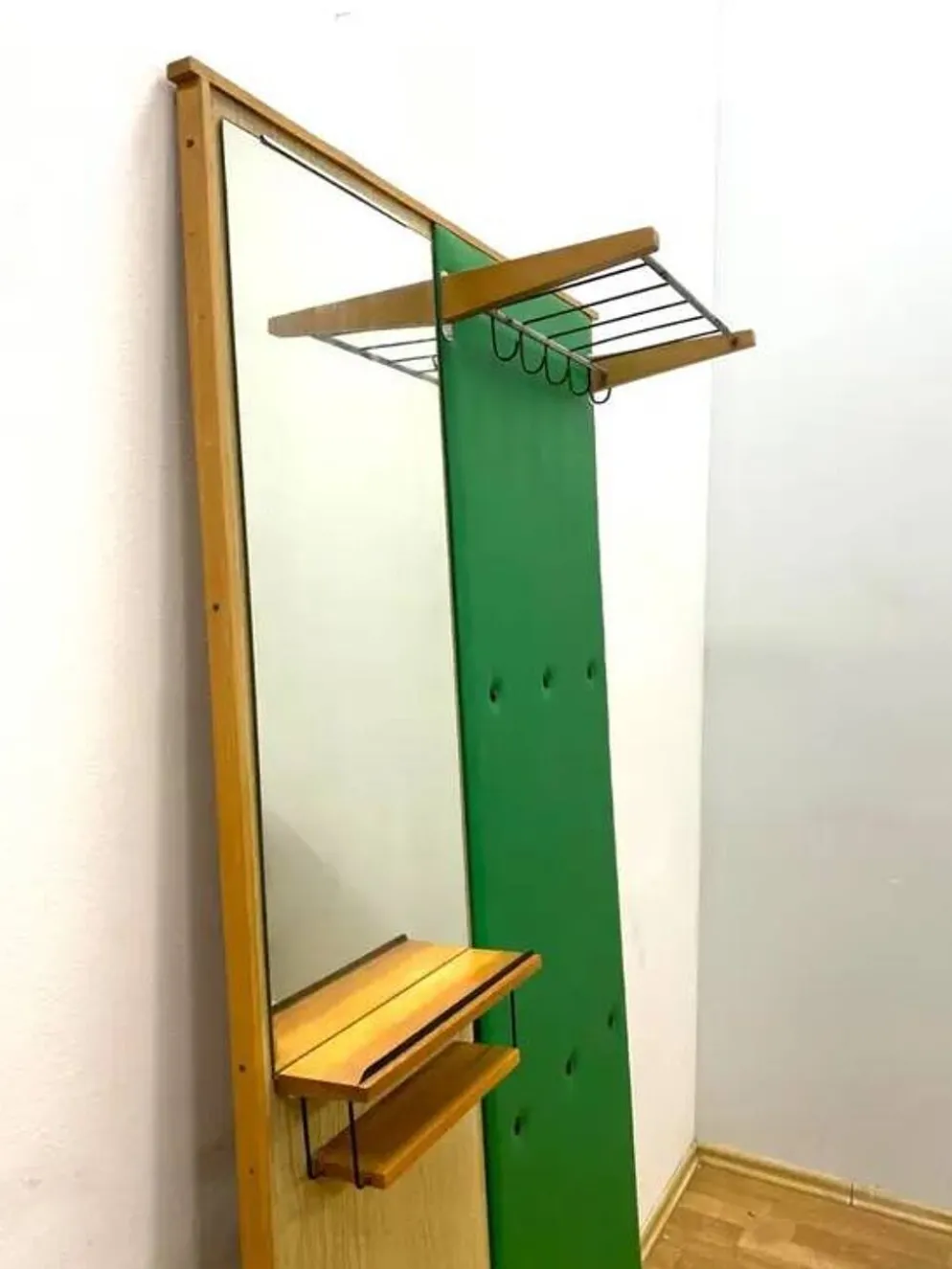 Cintre rétro, années 1960, Tchécoslovaquie