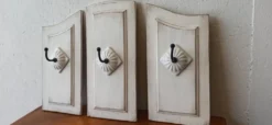Cintre triptyque shabby chic.
