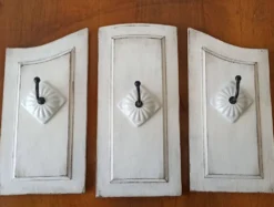 Cintre triptyque shabby chic.