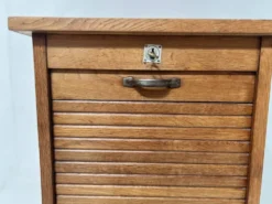 Classeur a rideau en chêne Meuble de bureau XX siècle