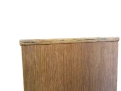 Classeur, armoire à rideaux roulant vintage en bois sur pieds chromés