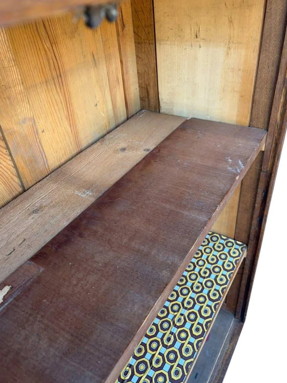 Classeur en bois vintage / armoire à volet roulant / étagère