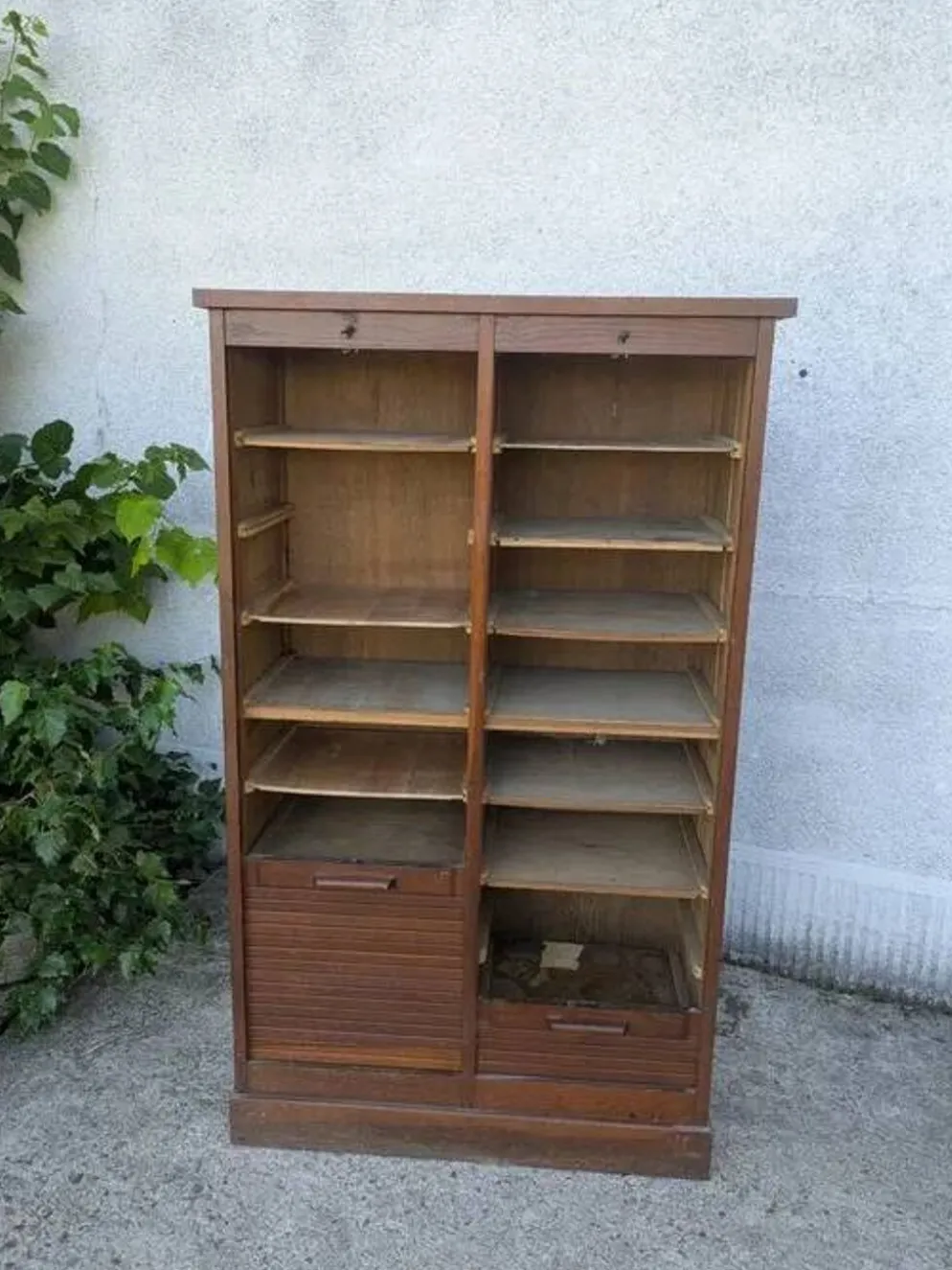 Classeur, meuble à rideau