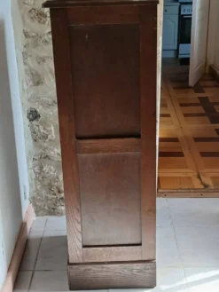 Classeur / Meuble à Rideaux Vintage Circa 1940 – Chêne Plaq
