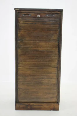 Classeur à rideau des années 1960, Tchécoslovaquie