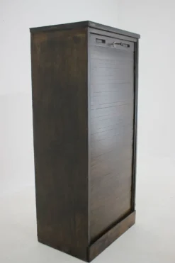Classeur à rideau des années 1960, Tchécoslovaquie
