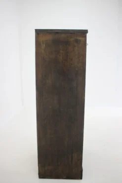 Classeur à rideau des années 1960, Tchécoslovaquie